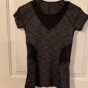 Women’s Lululemon T-shirt